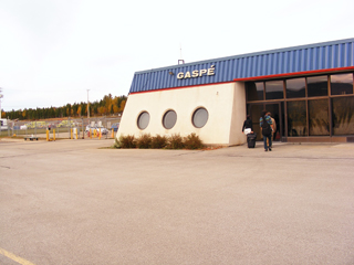 Michel-Pouliot Gaspé Airport (YGP) - Gaspésie