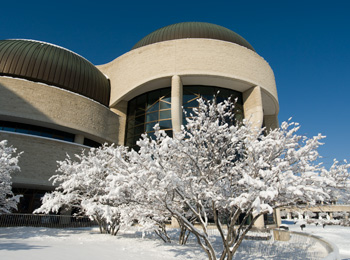 Building of the Canadian Museum of History from the outside under the snow