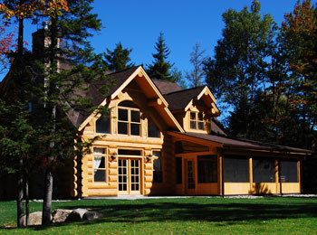 Find comfort and nature at the Fiddler Lake Resort