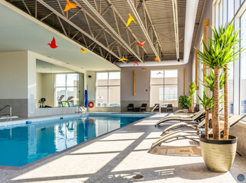 Indoor pool at the Delta Saguenay Hotel