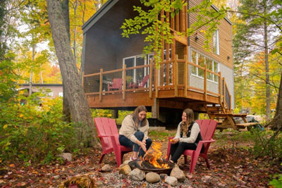 Experience the magic of fall in the Laurentians