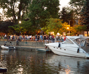 Fall for the charm of an evening in Sainte-Anne-de-Bellevue
